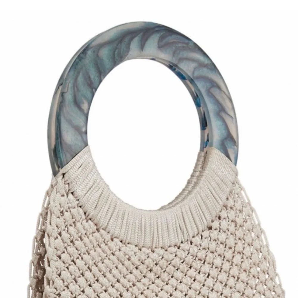 Designers Brands For Customers That Love To Wear Casual and Elegant Accessories;